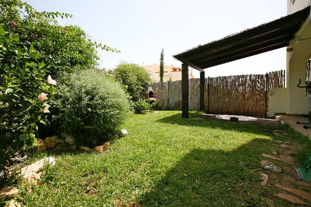Imagen 5 Inmueble 304397 - Planta Baja en venta en Benalmádena / Frente al portal encontrarás un instituto y un colegio 