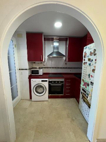 Imagen 16 Inmueble 304397 - Planta Baja en venta en Benalmádena / Frente al portal encontrarás un instituto y un colegio 