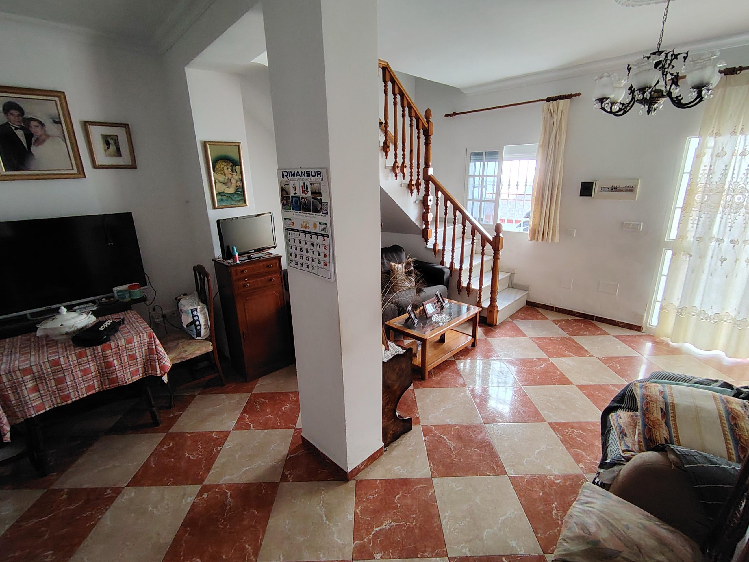 Imagen 6 Casa Adosada en venta en Vélez-málaga / A 100 msts del mar, a 300 mts de Faro de Torre del Mar 