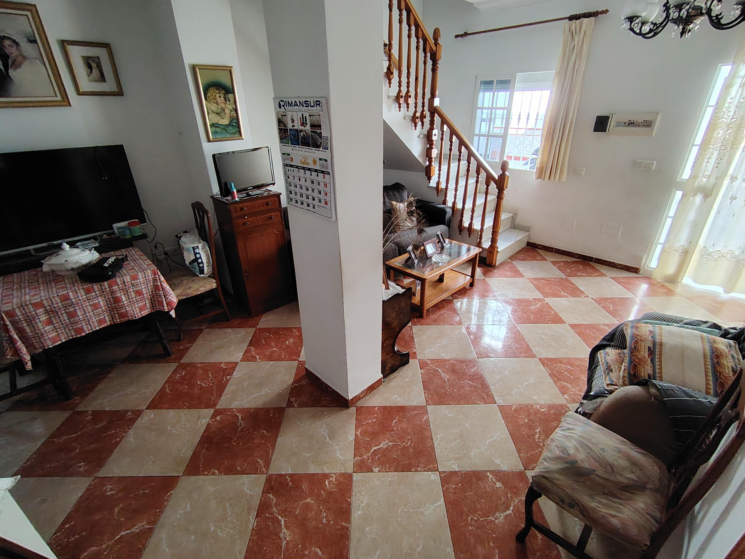 Imagen 8 Casa Adosada en venta en Vélez-málaga / A 100 msts del mar, a 300 mts de Faro de Torre del Mar 