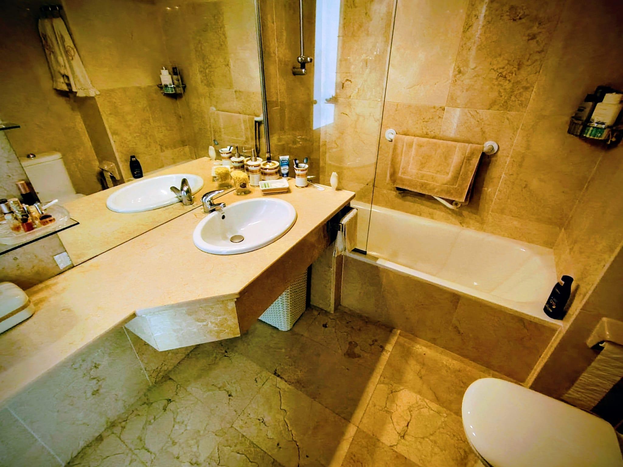 Imagen 19 Apartamento en venta en Marbella / Edificio el Jilguero cerca de la autopista del sol
