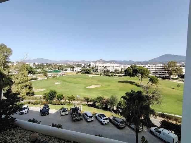 Imagen 2 Inmueble 304684 - Apartamento en venta en Marbella / Edificio el Jilguero cerca de la autopista del sol
