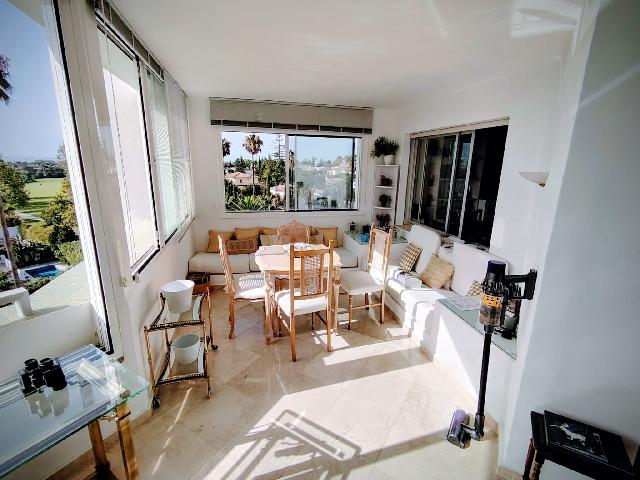 Imagen 3 Inmueble 304684 - Apartamento en venta en Marbella / Edificio el Jilguero cerca de la autopista del sol