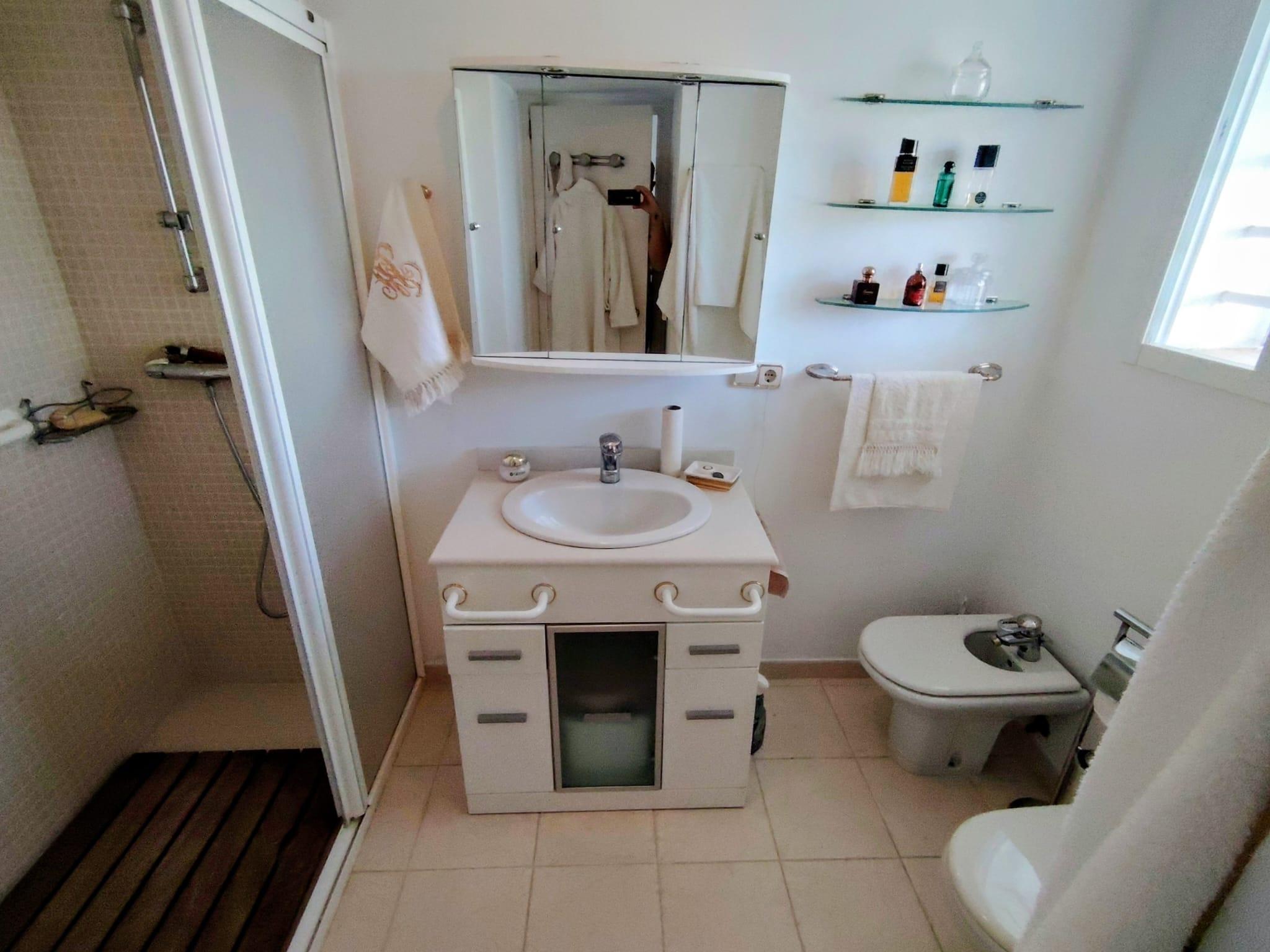 Imagen 24 Apartamento en venta en Marbella / Edificio el Jilguero cerca de la autopista del sol