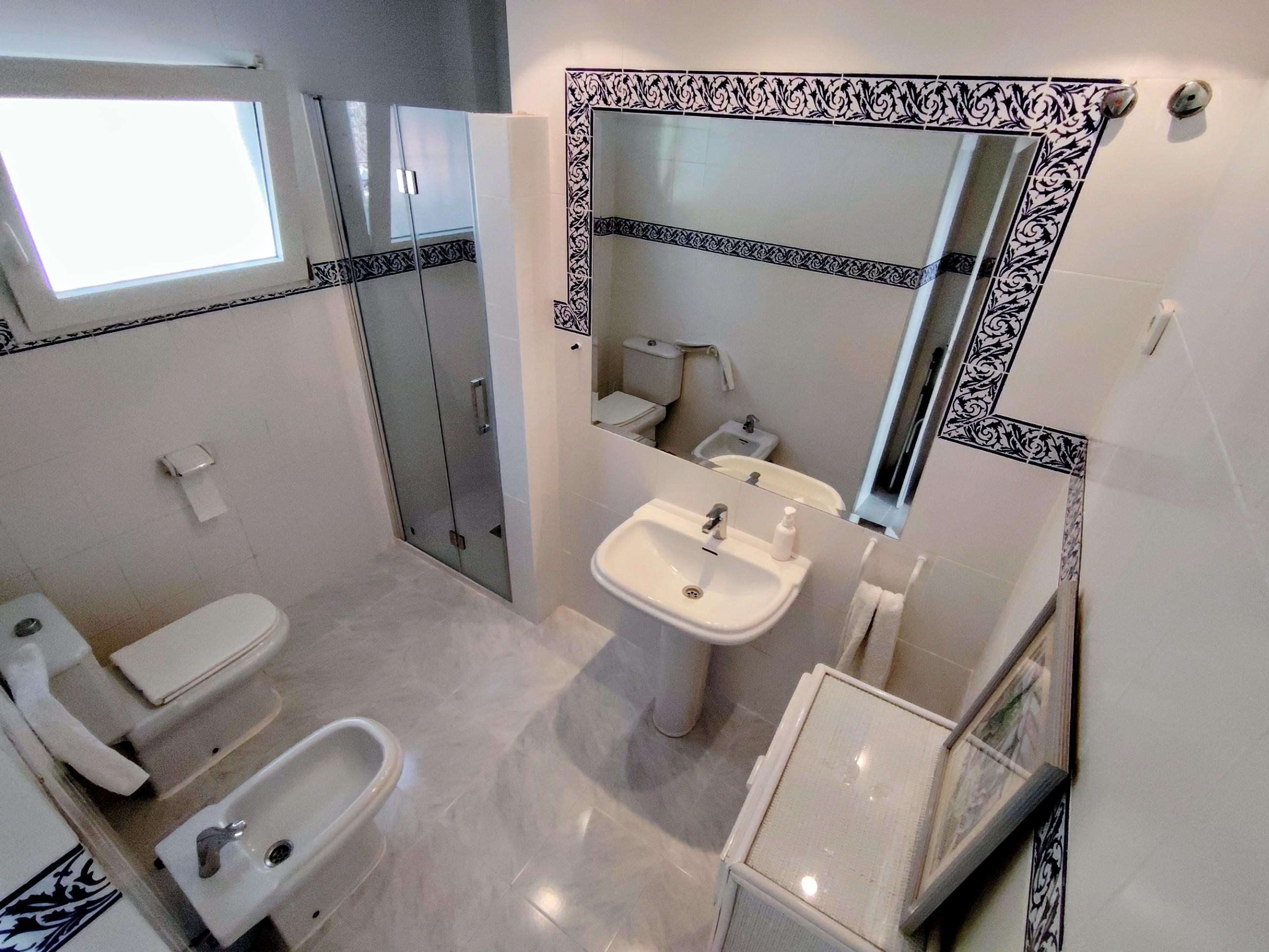Imagen 19 Casa Pareada en venta en Málaga / A 10 minutos a pie de las playas de Pedregalejo El Palo