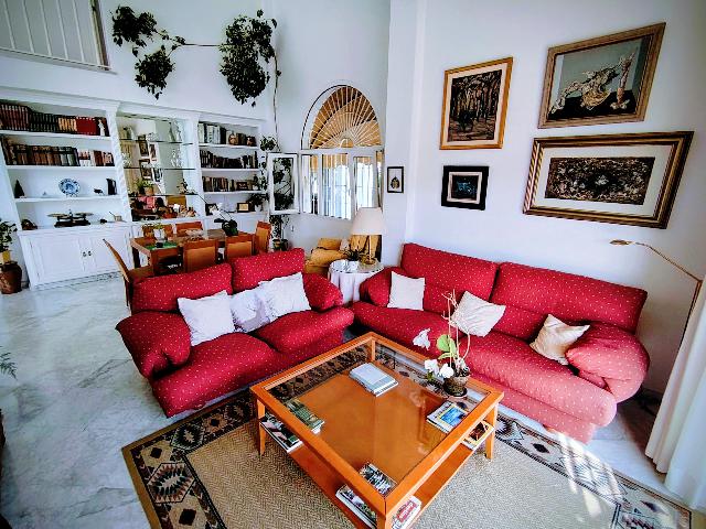 Imagen 1 Inmueble 304925 - Casa Pareada en venta en Málaga / A 10 minutos a pie de las playas de Pedregalejo El Palo