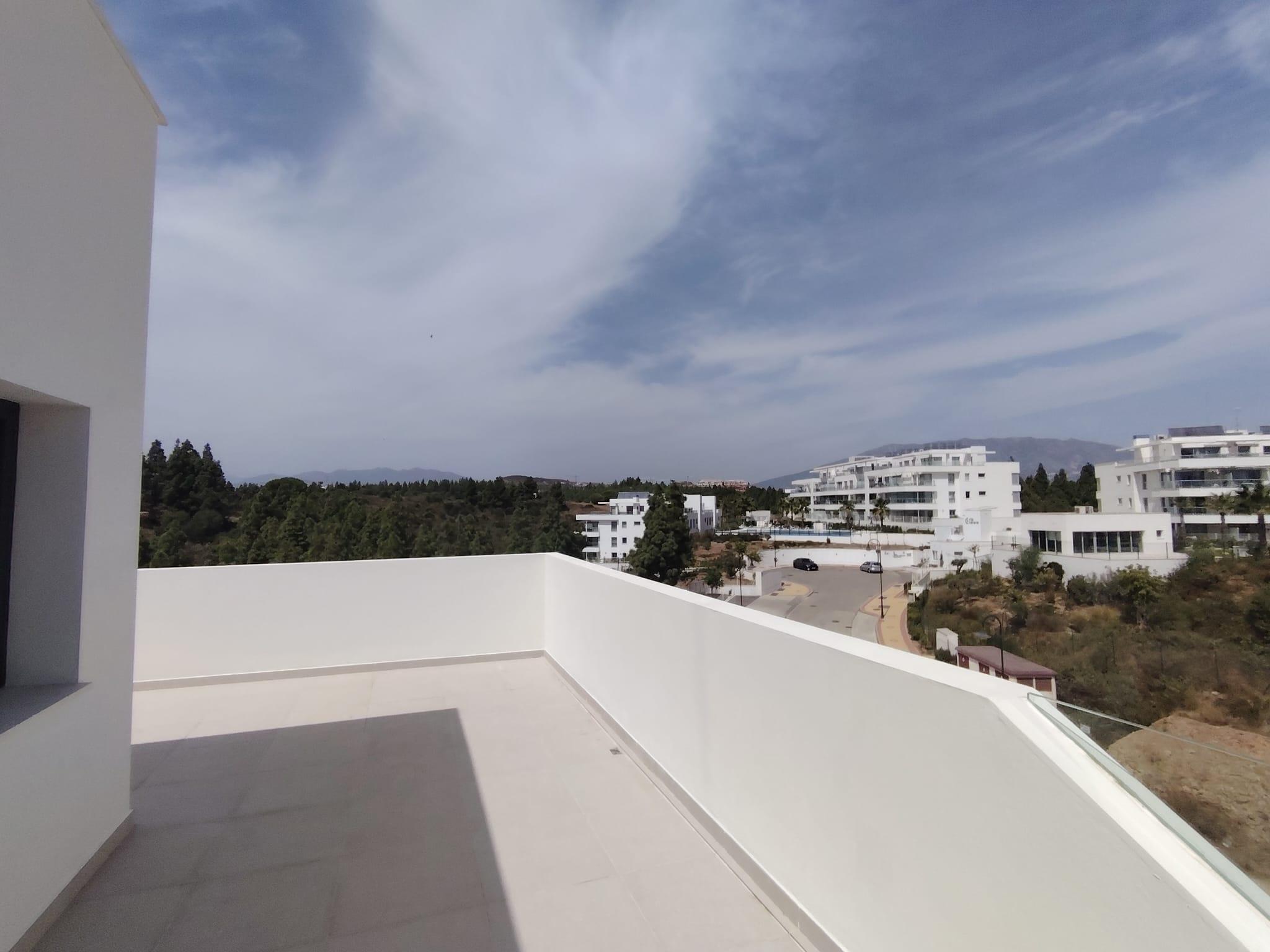 Imagen 11 Ático en venta en Mijas / El Chaparral, Mijas, a solo 700 metros de la costa