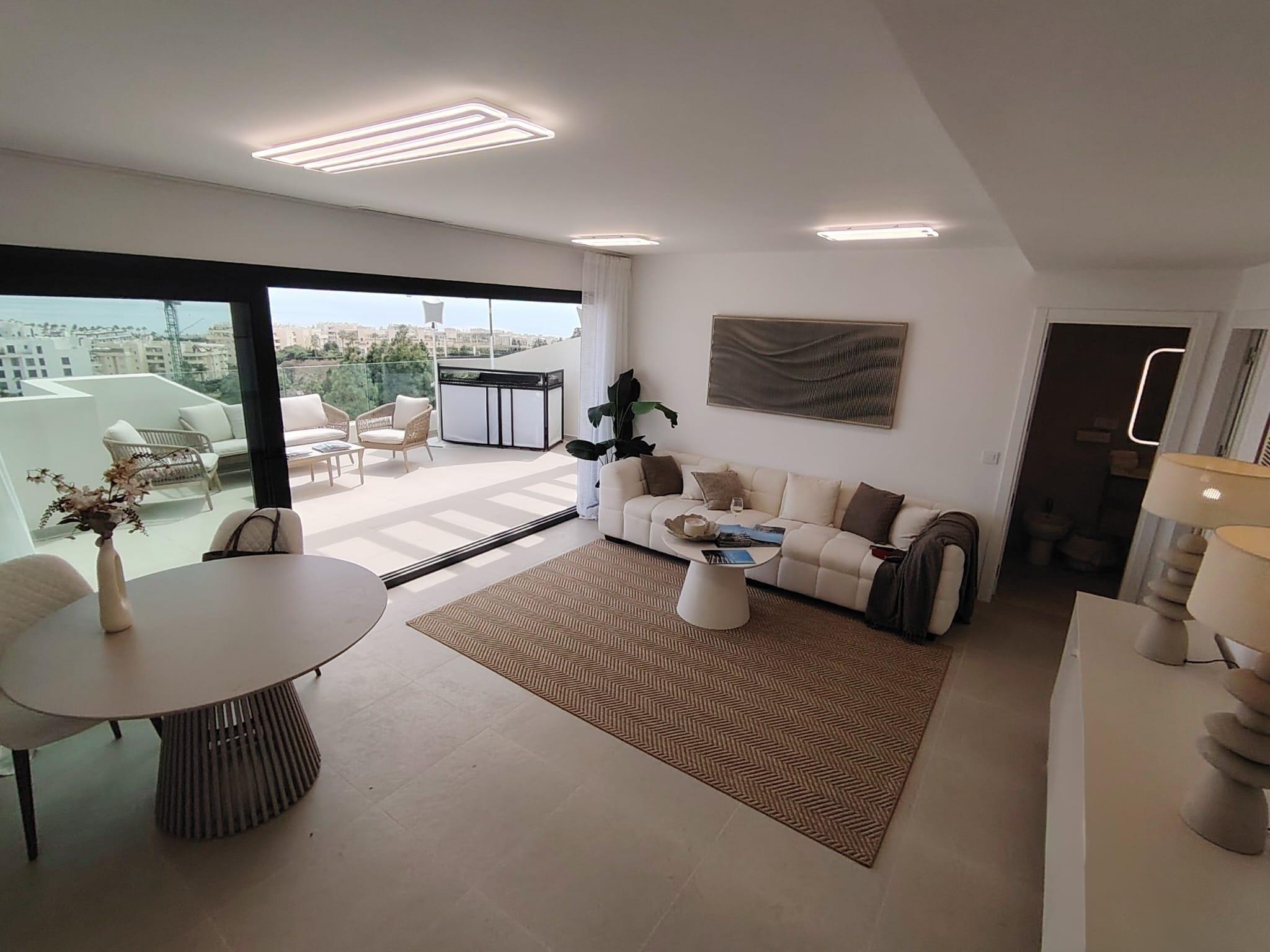 Imagen 2 Ático en venta en Mijas / El Chaparral, Mijas, a solo 700 metros de la costa