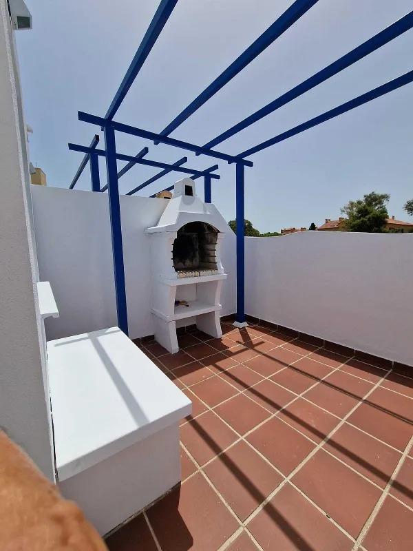 Imagen 3 Ático en venta en Benalmádena / A 250 metros del Mediterráneo  