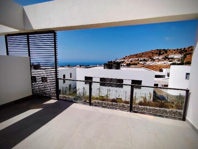 Imagen 1 Inmueble 305027 - Casa Adosada en venta en Mijas / Cerca de la autopista ap-7 urbanizacion Riviera Sol