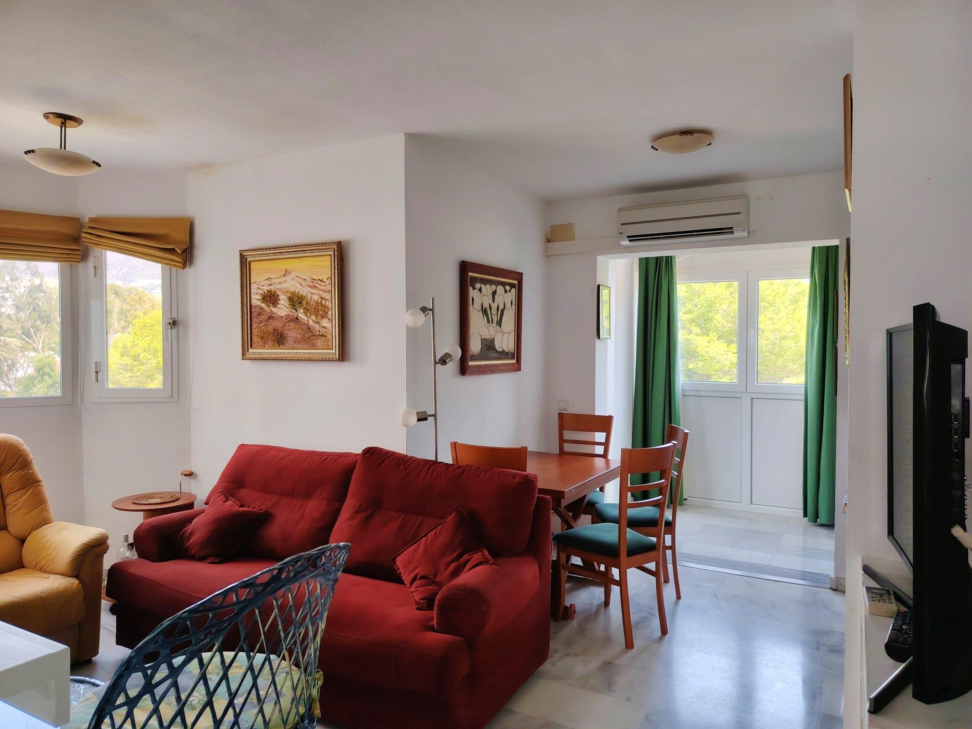 Imagen 4 Apartamento en venta en Benalmádena / A metros del Mediterráneo 