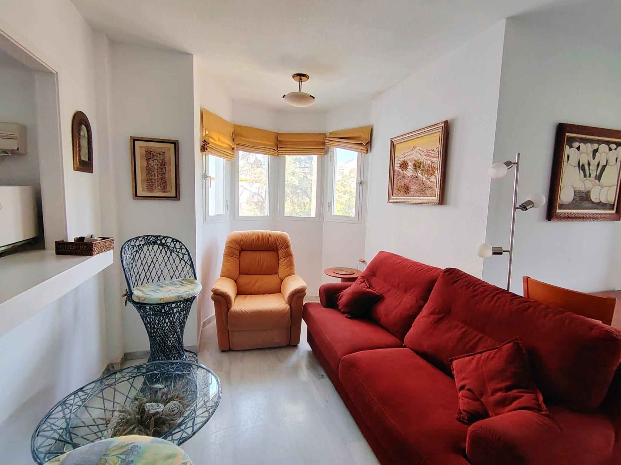 Imagen 2 Apartamento en venta en Benalmádena / A metros del Mediterráneo 