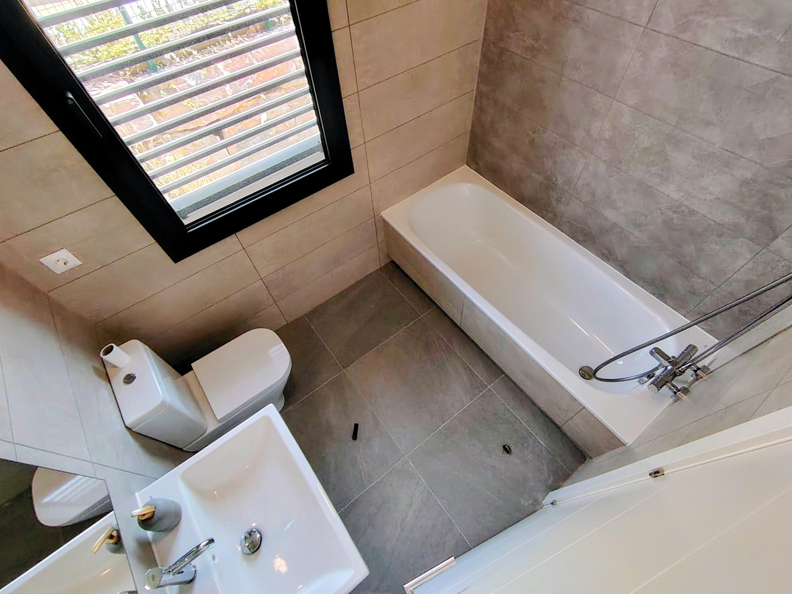 Imagen 17 Casa Pareada en venta en Mijas / Ubicada a solo 5 minutos de la playa y La Cala de Mijas