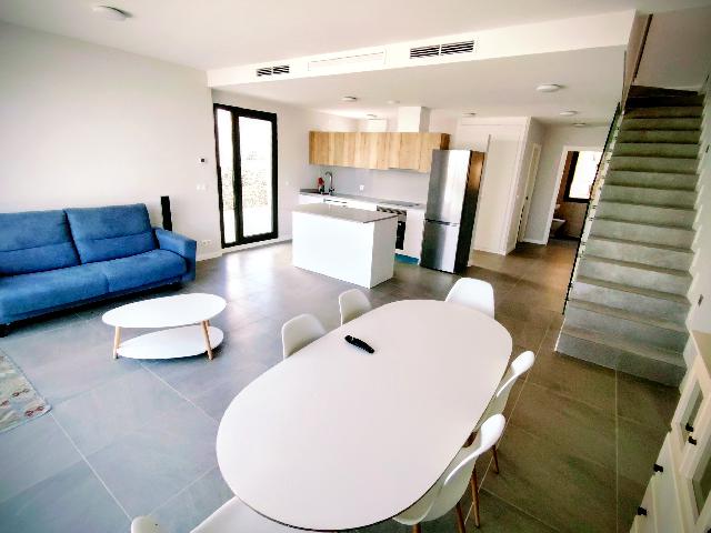 Imagen 3 Inmueble 305032 - Casa Pareada en venta en Mijas / Ubicada a solo 5 minutos de la playa y La Cala de Mijas