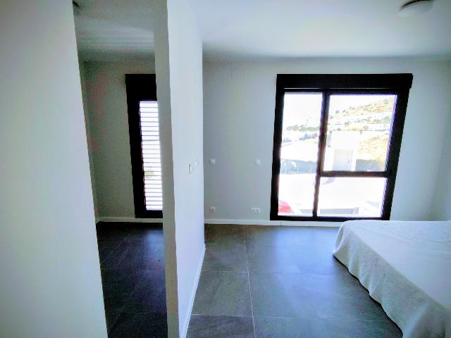 Imagen 11 Inmueble 305032 - Casa Pareada en venta en Mijas / Ubicada a solo 5 minutos de la playa y La Cala de Mijas