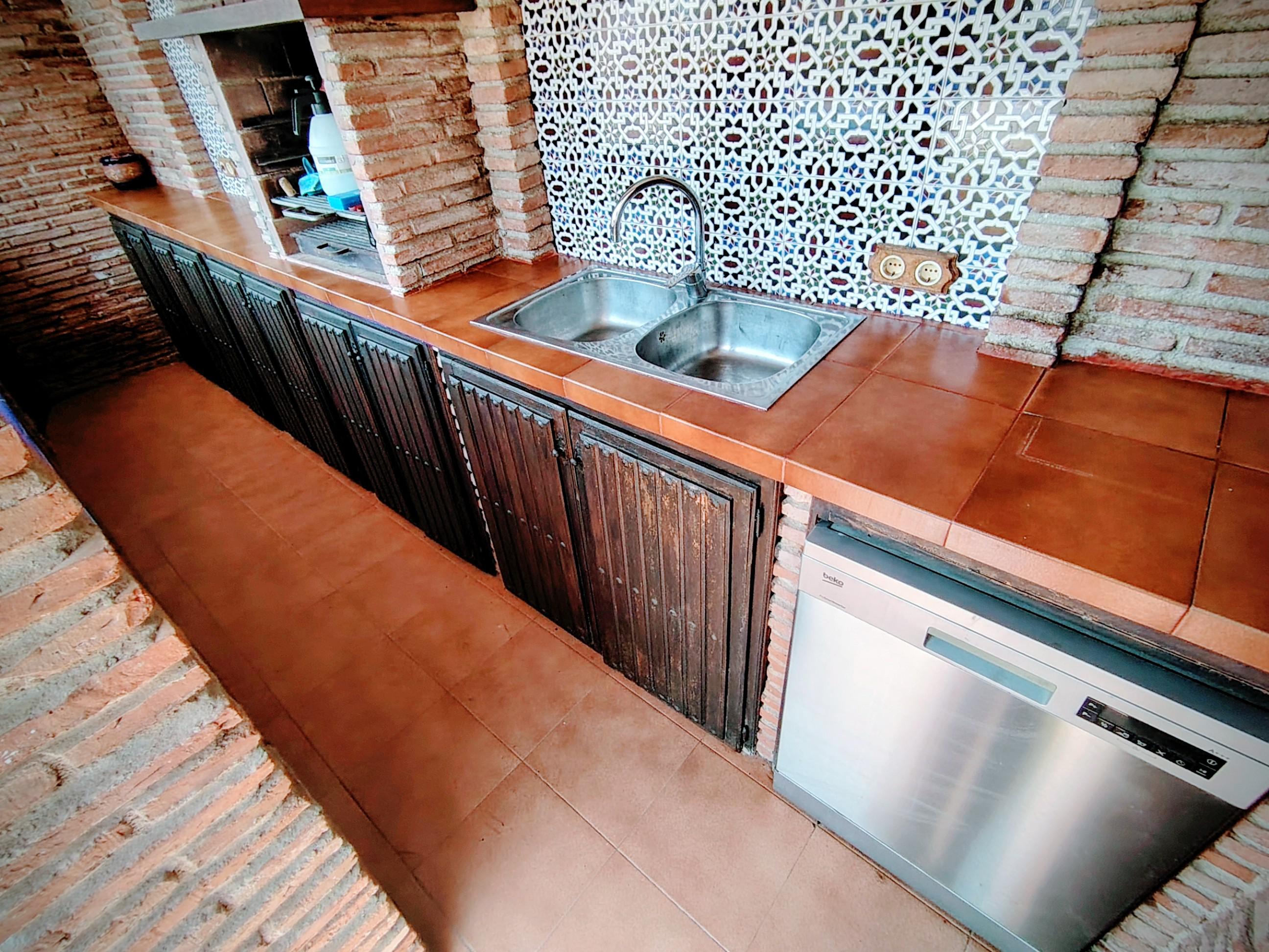 Imagen 20 Casa Aislada en venta en Benalmádena / La estación de Torremuelle se encuentra a 200 mts