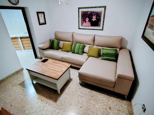 Imagen 23 Inmueble 305044 - Casa Aislada en venta en Benalmádena / La estación de Torremuelle se encuentra a 200 mts