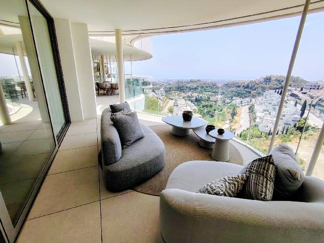 Imagen 1 Inmueble 305073 - Apartamento en venta en Benahavís / En Benahavis ubicado entre Marbella La Zagaleta