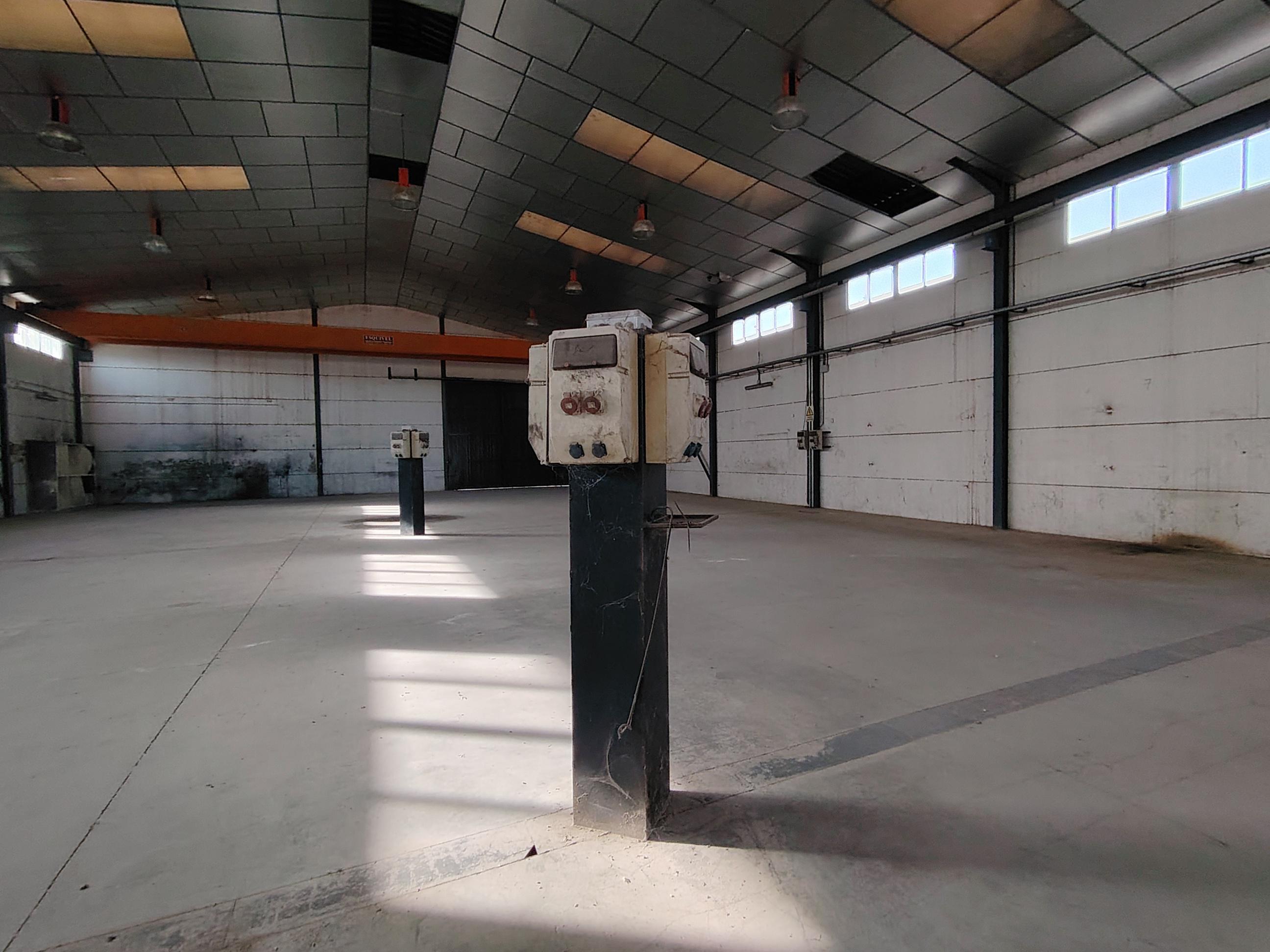 Imagen 6 Local Industrial en venta en Coín / Cerca de la interseccion entre la A-355 y la a-7059