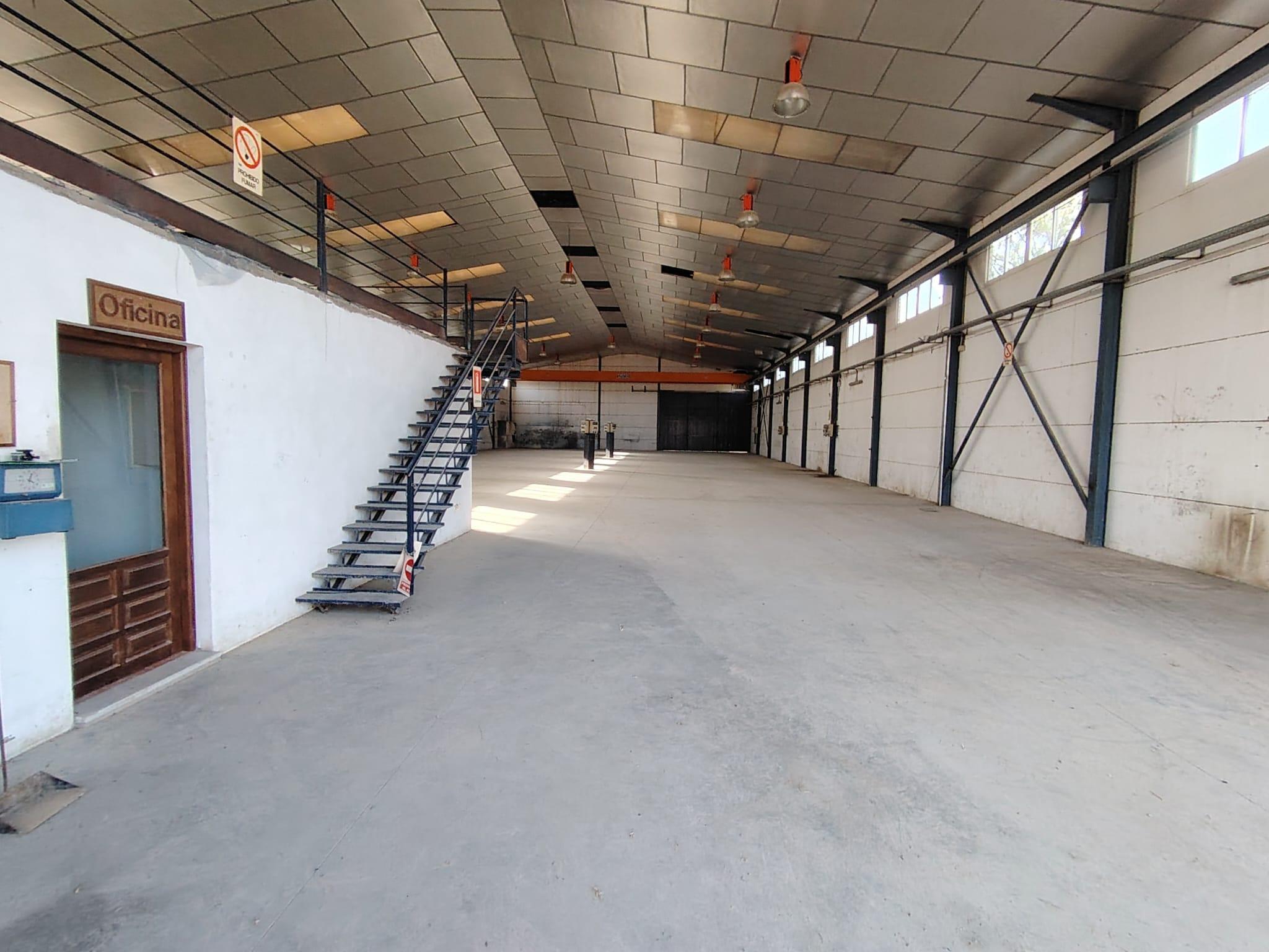 Imagen 10 Local Industrial en venta en Coín / Cerca de la interseccion entre la A-355 y la a-7059