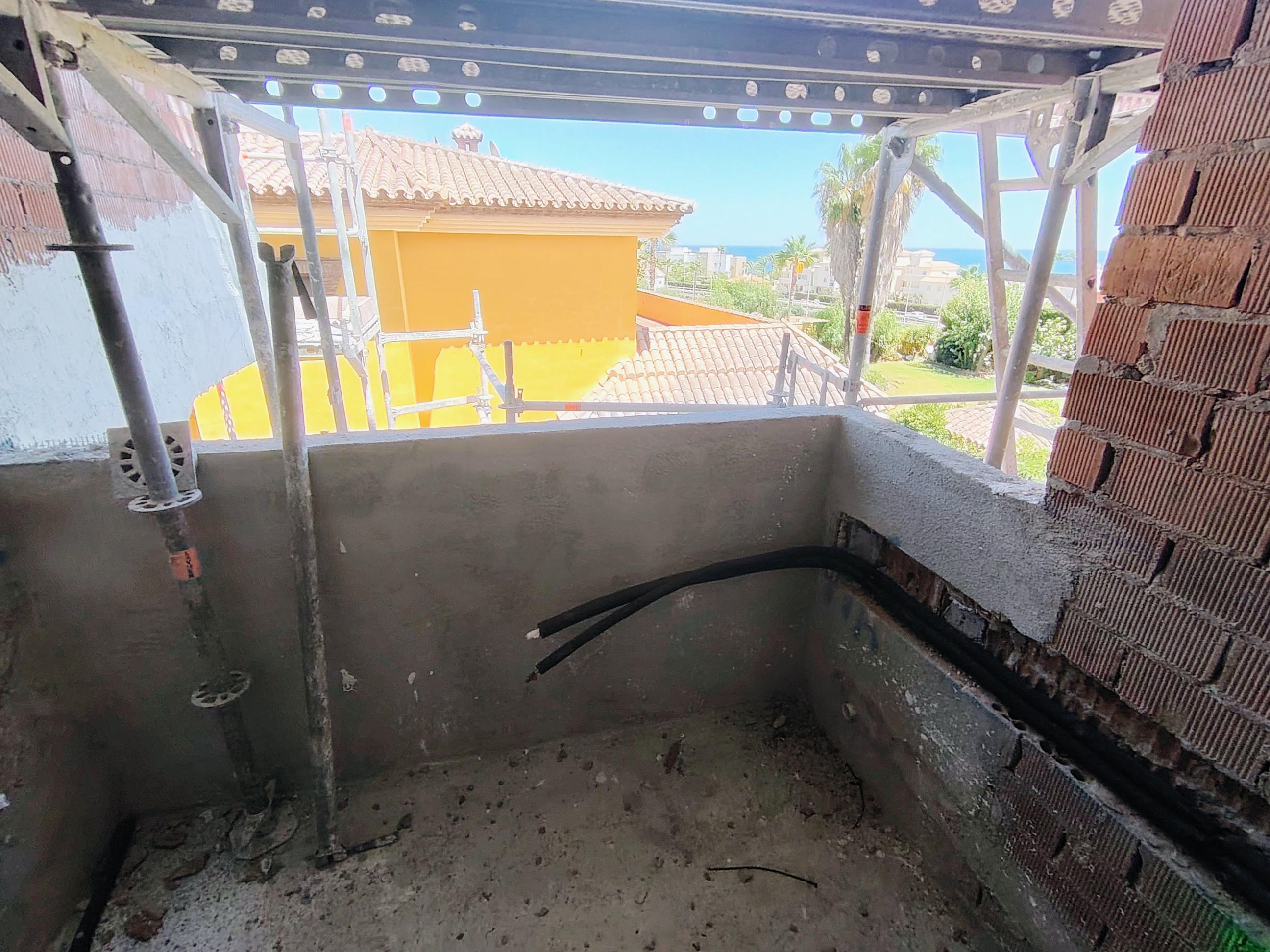 Imagen 12 Apartamento en venta en Estepona / A 200 mts del mar, a minutos en auto de Estepona centro