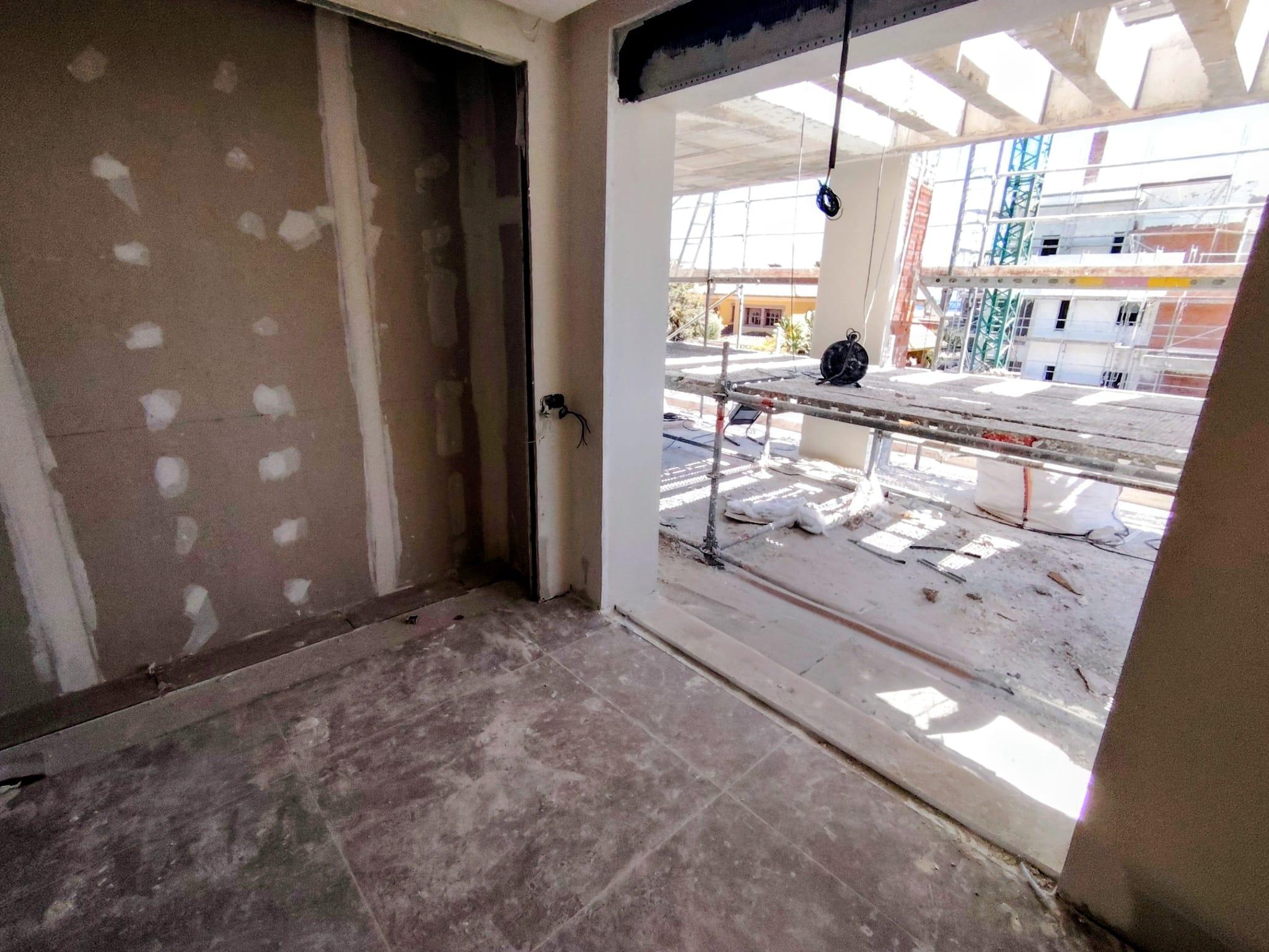 Imagen 11 Apartamento en venta en Estepona / A minutos en auto de Estepona, 200 mts del mar