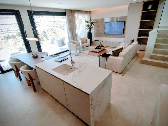 Imagen 10 Inmueble 305164 - Casa Adosada en venta en Fuengirola / A 200 mts de la estacion de Renfe Carabajal