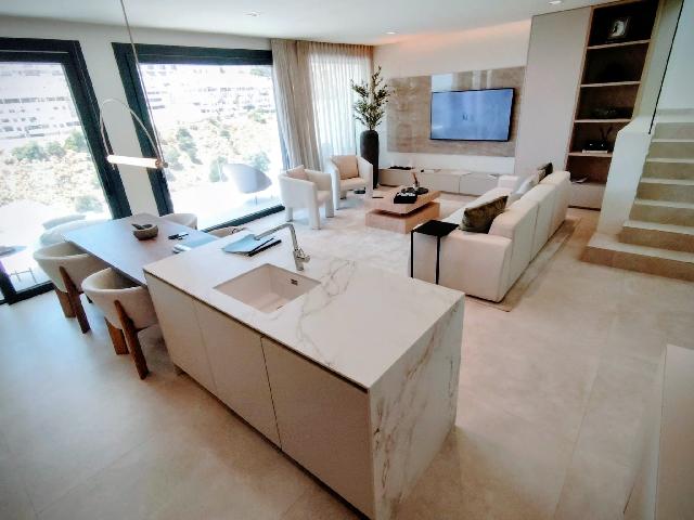 Imagen 9 Inmueble 305165 - Casa Adosada en venta en Fuengirola / A 200 mts de la estacion de tren Carvajal del Renfe