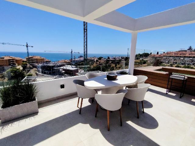 Imagen 4 Inmueble 305165 - Casa Adosada en venta en Fuengirola / A 200 mts de la estacion de tren Carabal del Renfe
