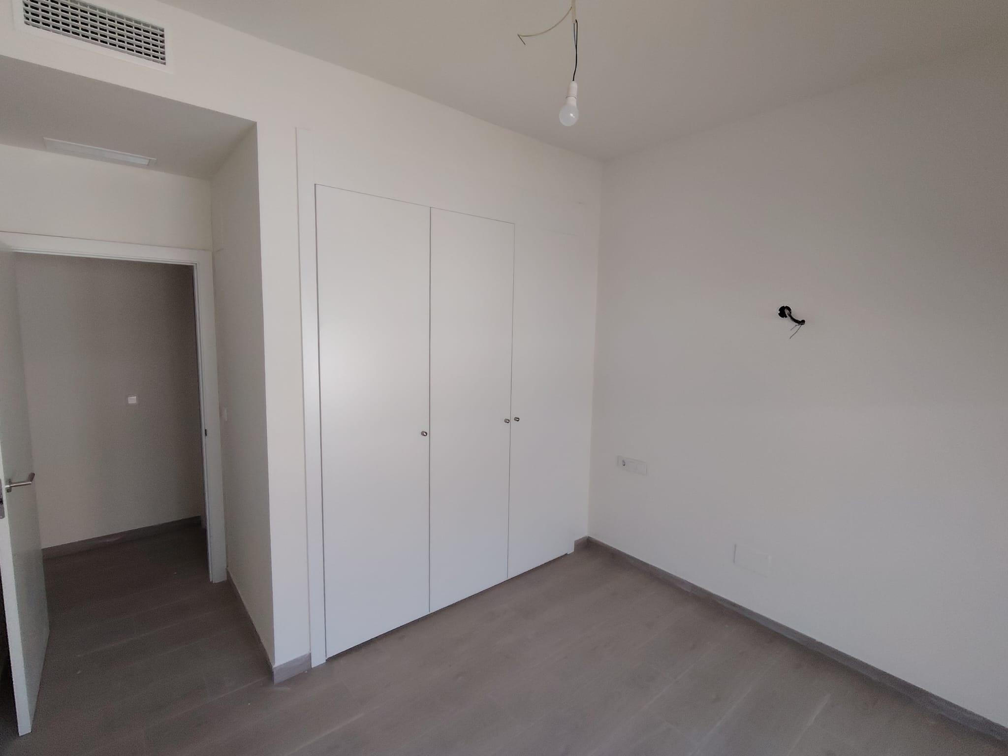 Imagen 15 Apartamento en venta en Benalmádena / Cerca de la autovia 