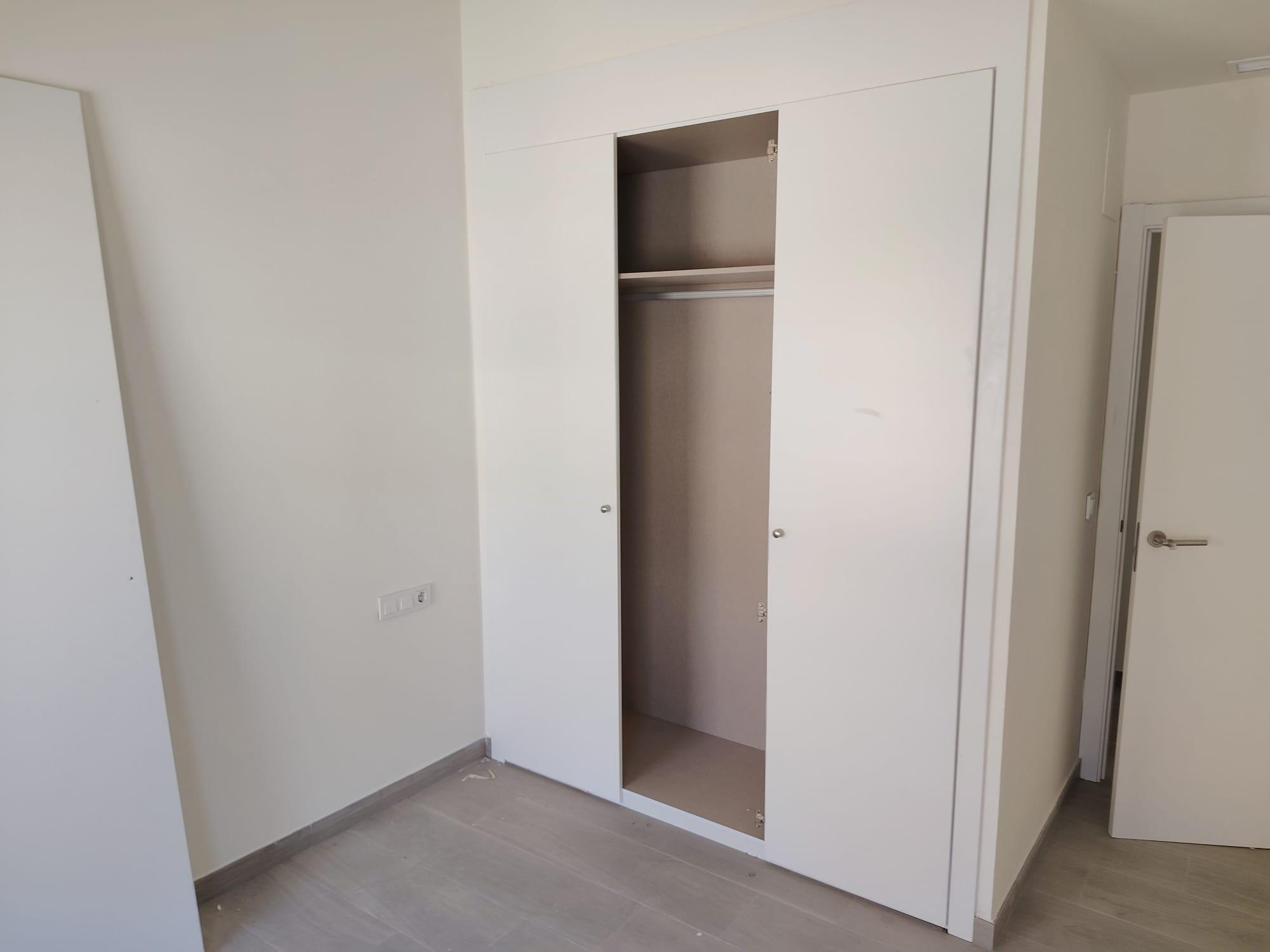 Imagen 16 Apartamento en venta en Benalmádena / Cerca de la autovia 