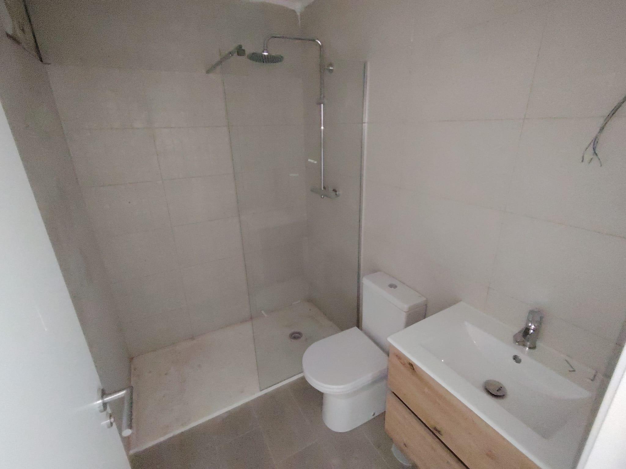 Imagen 17 Apartamento en venta en Benalmádena / Cerca de la autovia 