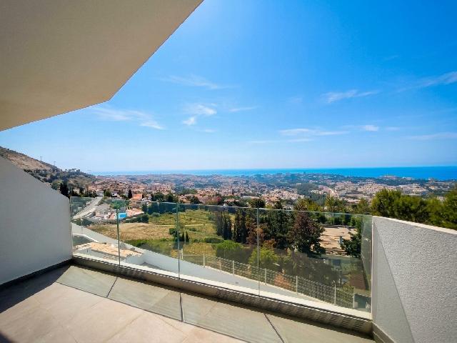 Imagen 4 Inmueble 305186 - Apartamento en venta en Benalmádena / Cerca de la autovia 