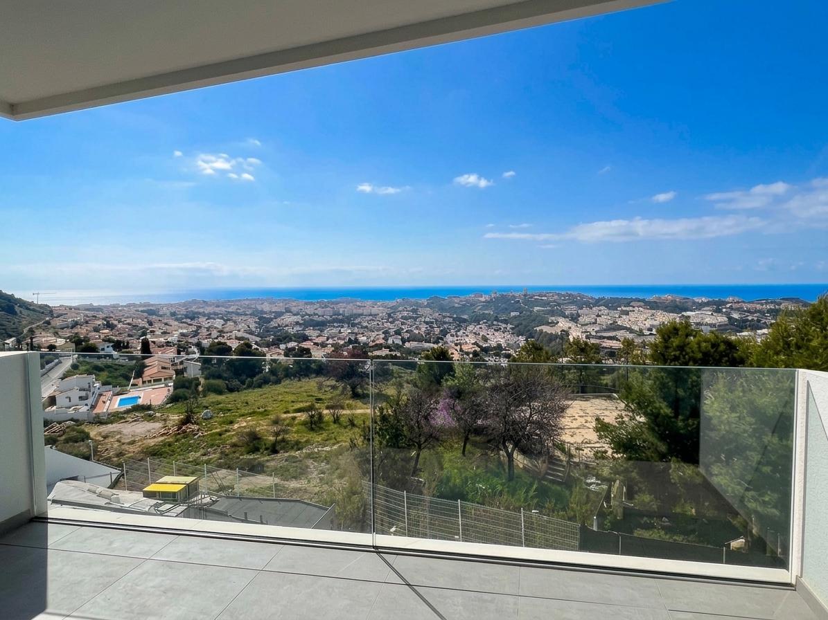 Imagen 3 Apartamento en venta en Benalmádena / Cerca de la autovia 