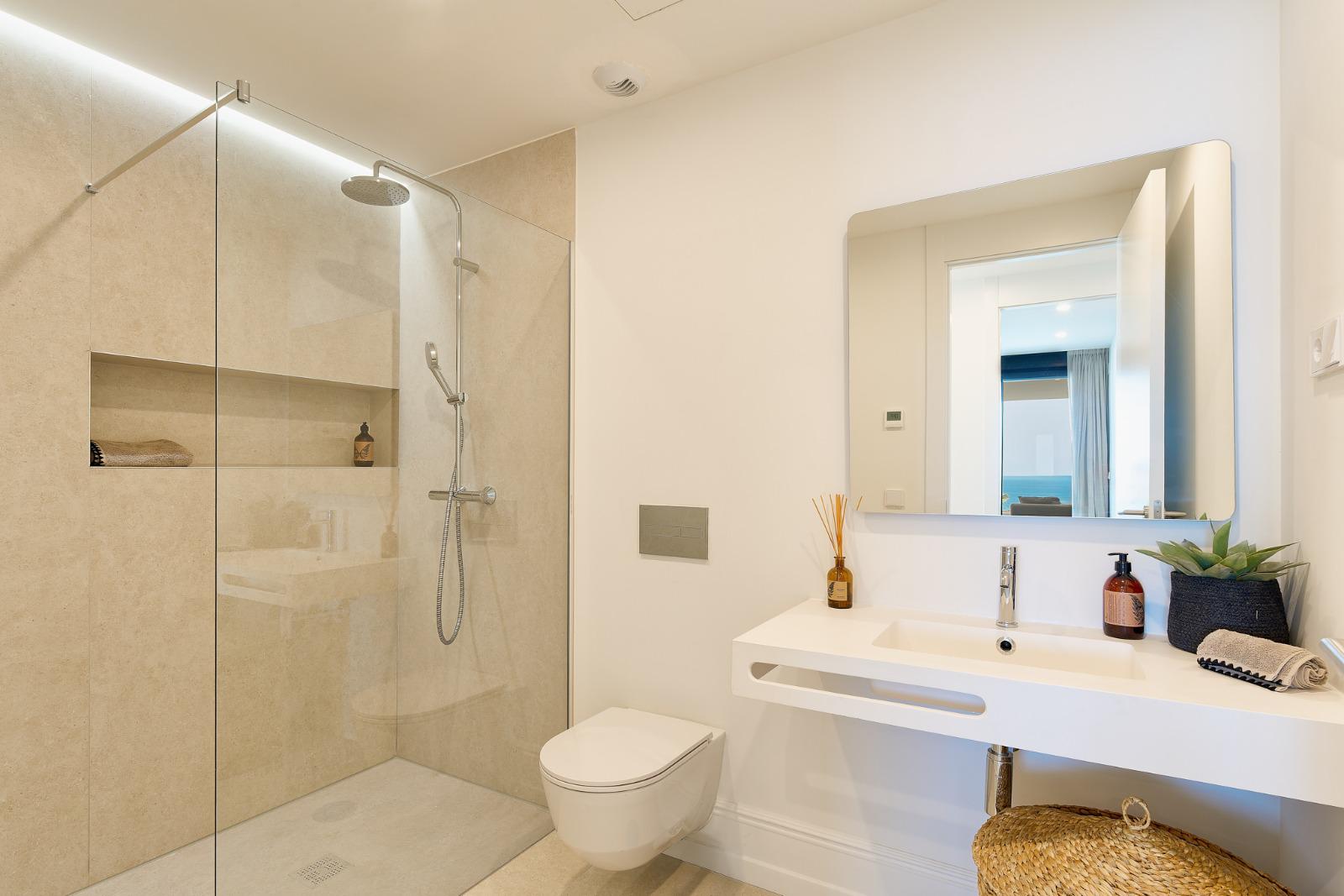 Imagen 23 Planta Baja en venta en Benalmádena / En el Higueron cerca de la autovía 