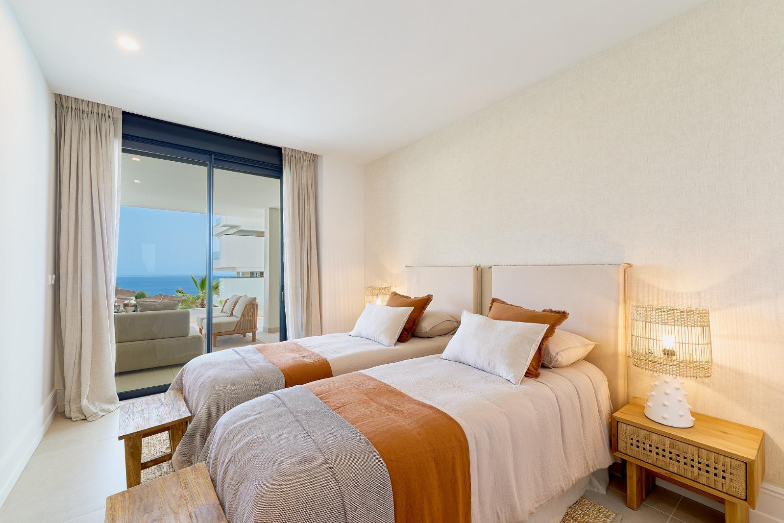 Imagen 21 Planta Baja en venta en Benalmádena / En el Higueron cerca de la autovía 