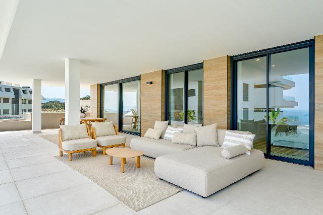 Imagen 2 Inmueble 305247 - Planta Baja en venta en Benalmádena / En el Higueron cerca de la autovía 