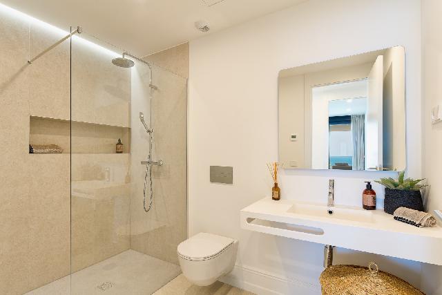 Imagen 15 Inmueble 305249 - Apartamento en venta en Benalmádena / En el Higueron cerca de la autovía 