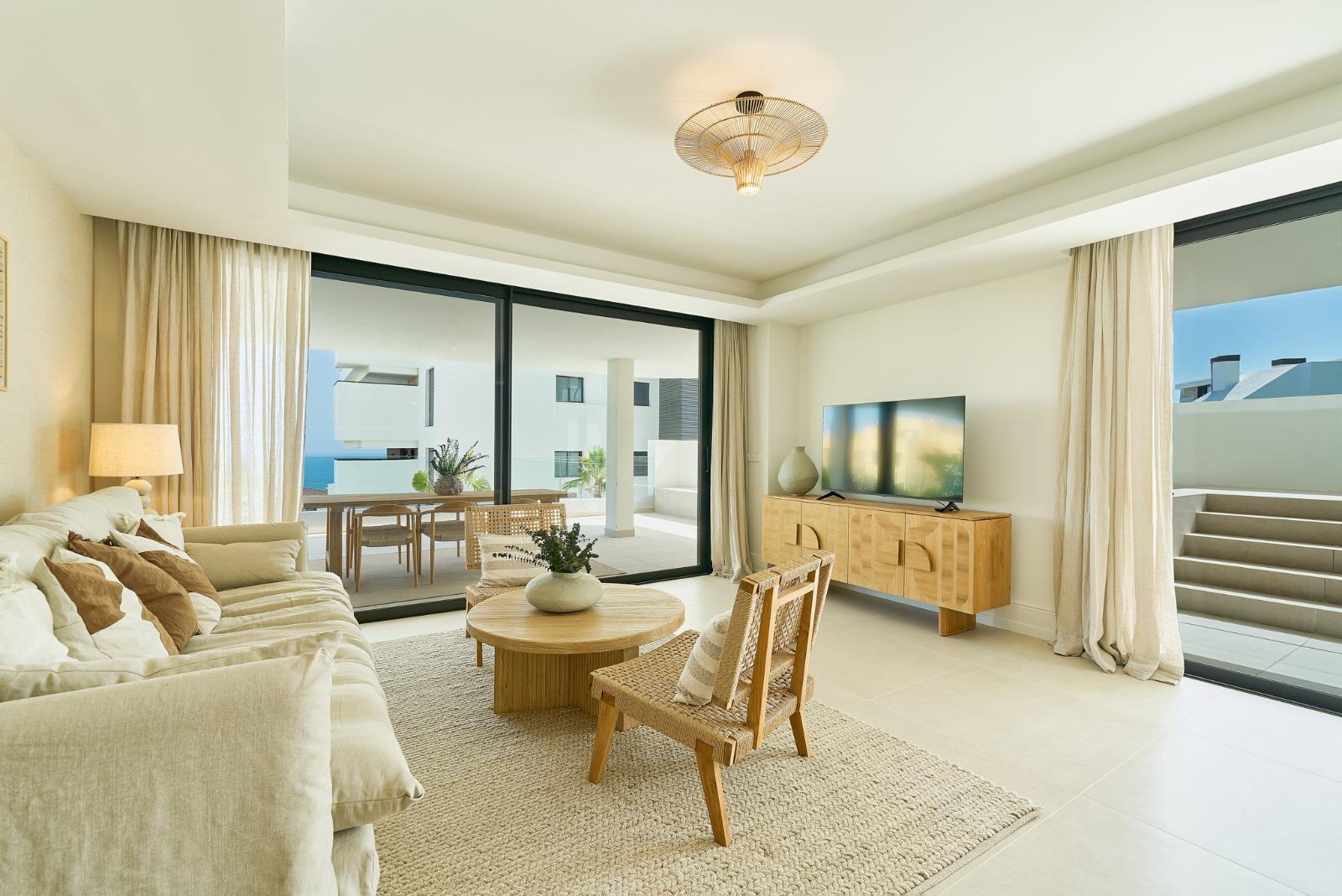 Imagen 8 Apartamento en venta en Benalmádena / En el Higueron cerca de la autovía 
