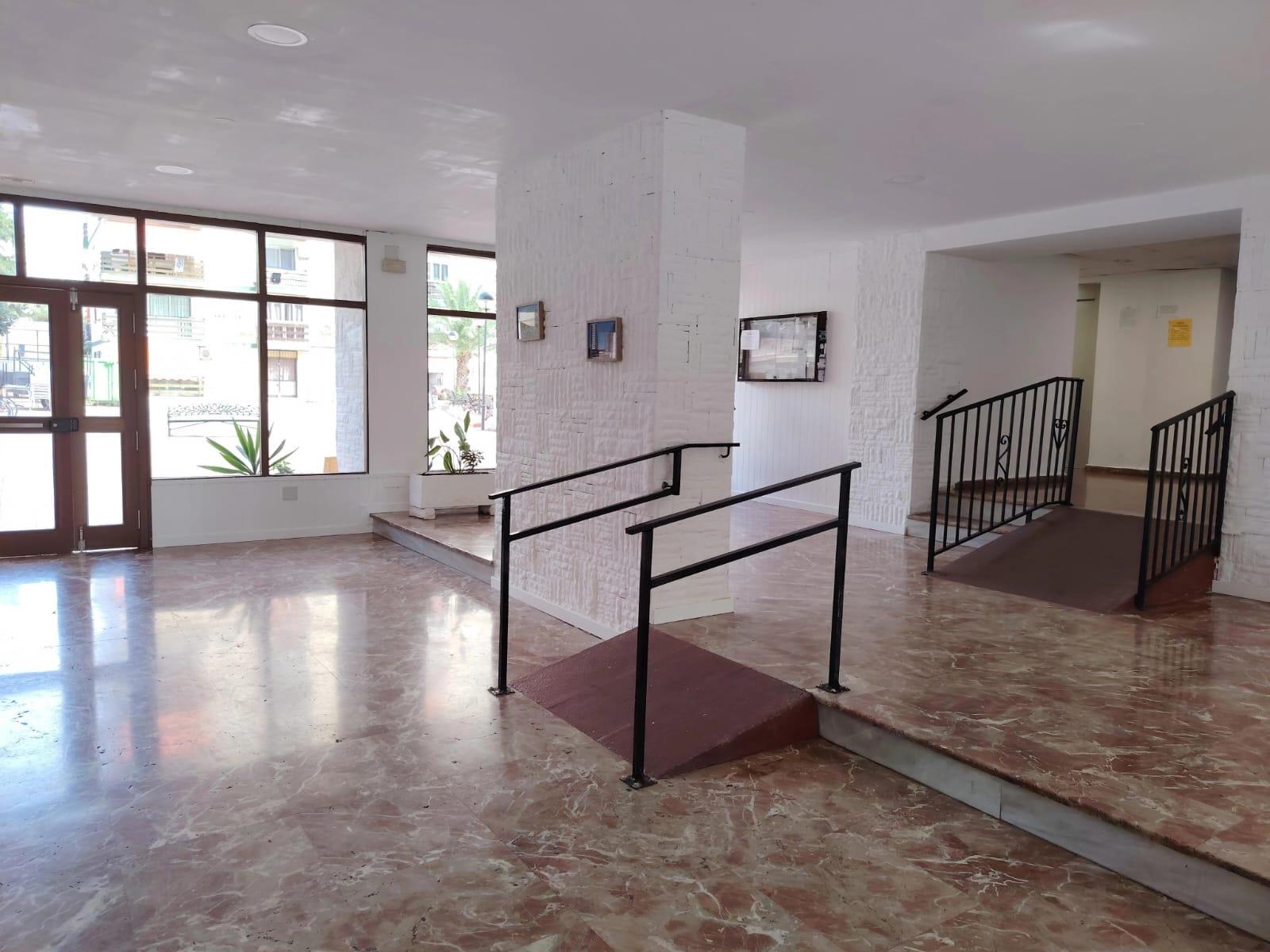 Imagen 17 Apartamento en venta en Benalmádena / A 100 metros de Parque la paloma 