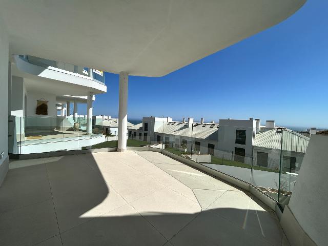 Imagen 1 Inmueble 305375 - Apartamento en venta en Fuengirola / Av. Fuengirola, cerca de la autovia 