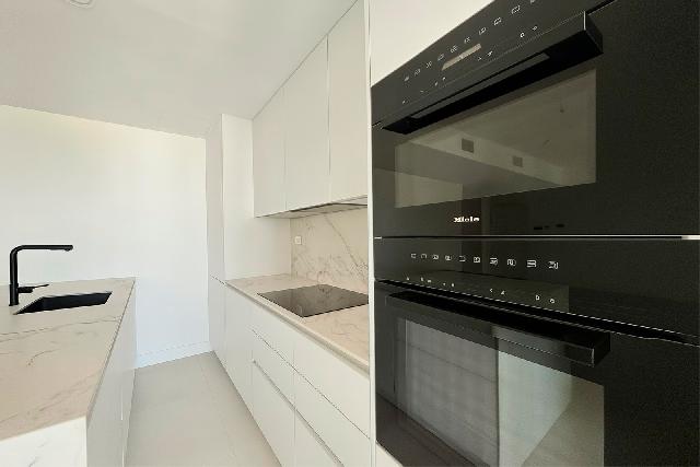 Imagen 10 Inmueble 305375 - Apartamento en venta en Fuengirola / Av. Fuengirola, cerca de la autovia 