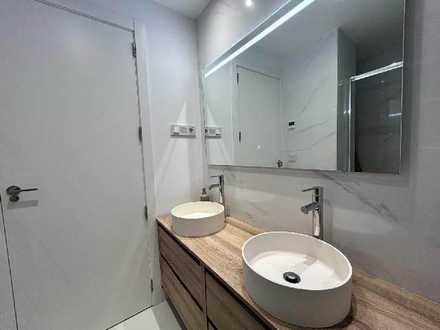 Imagen 19 Inmueble 305375 - Apartamento en venta en Fuengirola / Av. Fuengirola, cerca de la autovia 