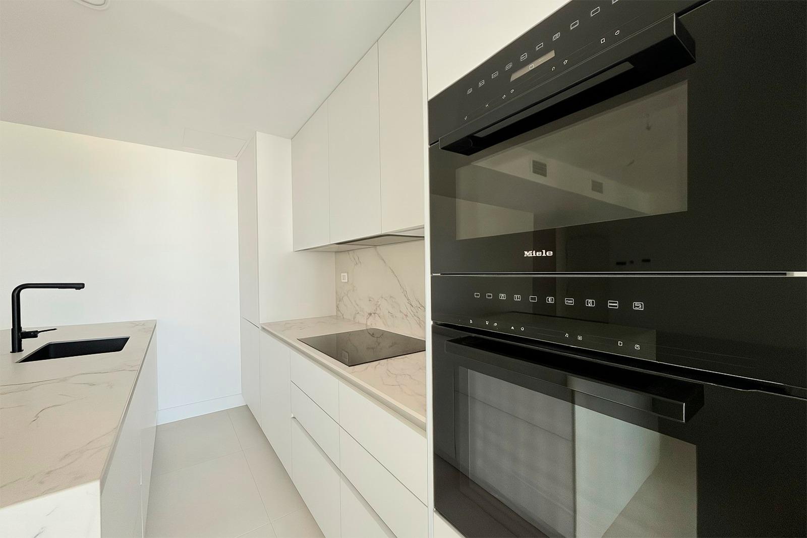 Imagen 14 Ático en venta en Fuengirola / Av. Fuengirola, cerca de la autovia 