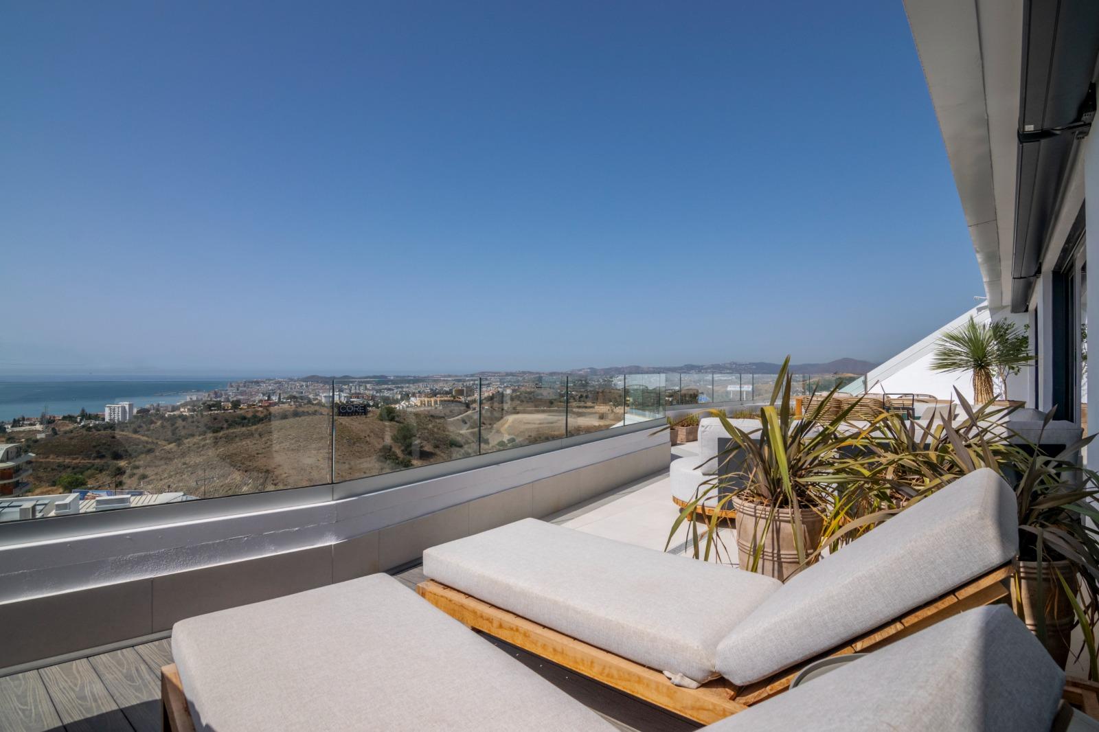Imagen 3 Ático en venta en Fuengirola / Av. Fuengirola, cerca de la autovia 