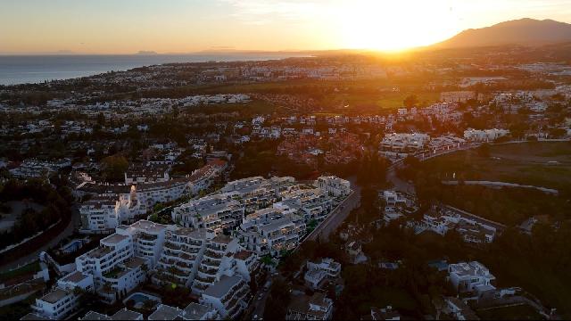 Imagen 12 Inmueble 305430 - Apartamento en venta en Marbella / A 5 minutos de Puerto Banús boutiques y gastronomía. 