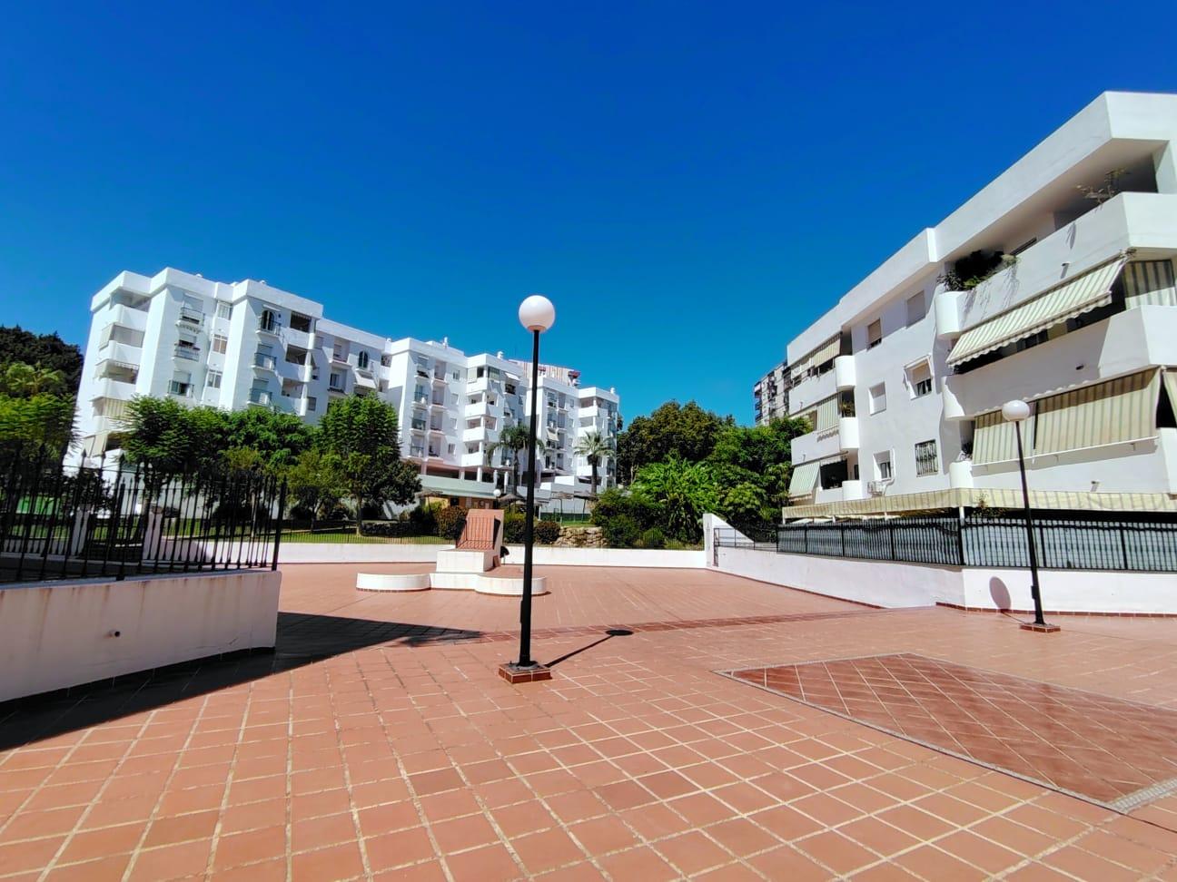 Imagen 24 Apartamento en alquiler en Benalmádena / Frente a Parque La Paloma, 150 metros del mar 