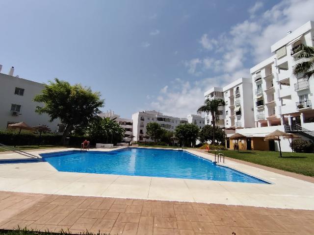 Imagen 2 Inmueble 305497 - Apartamento en alquiler en Benalmádena / Frente a Parque La Paloma, 150 metros del mar 