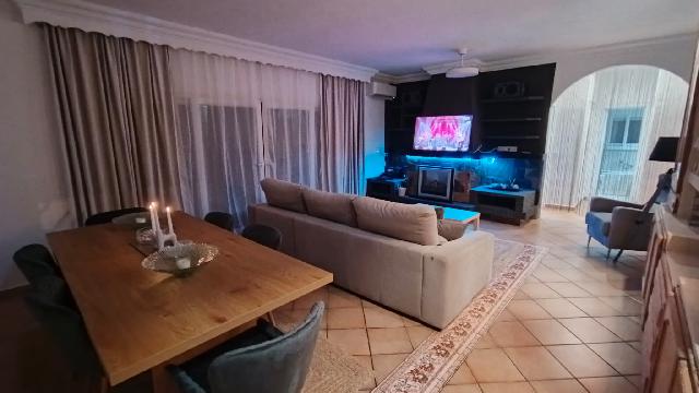Imagen 16 Inmueble 305620 - Casa Aislada en venta en Estepona / Aminutos de playa de la Galera.
