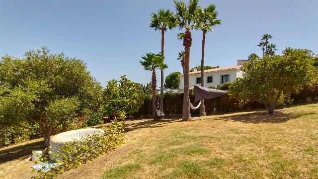 Imagen 9 Inmueble 305620 - Casa Aislada en venta en Estepona / Aminutos de playa de la Galera.